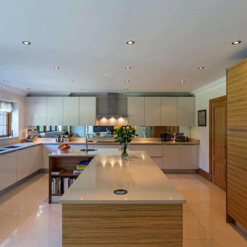 54992,Countertops and oven in modern kitchen